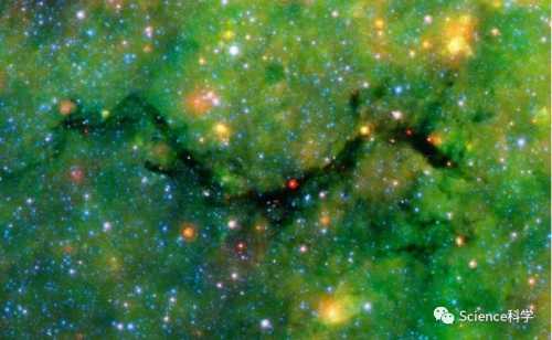 【天文宇宙】一颗宽达3500英尺的巨型小行星现正在向地球急速飞来;霍金关于大爆炸的最终理论对多元宇宙规模提出了制约