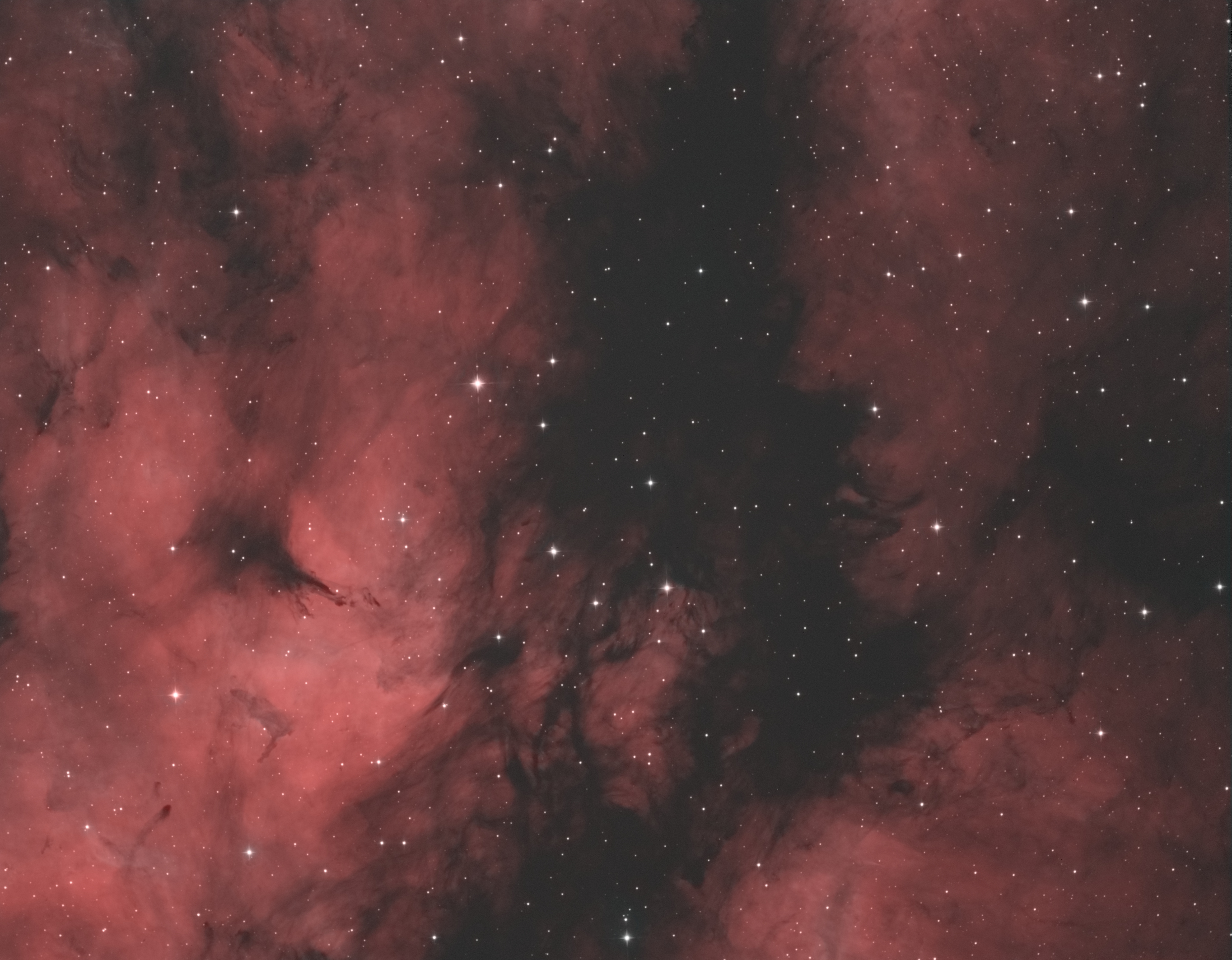 ic1318_hoo.jpg