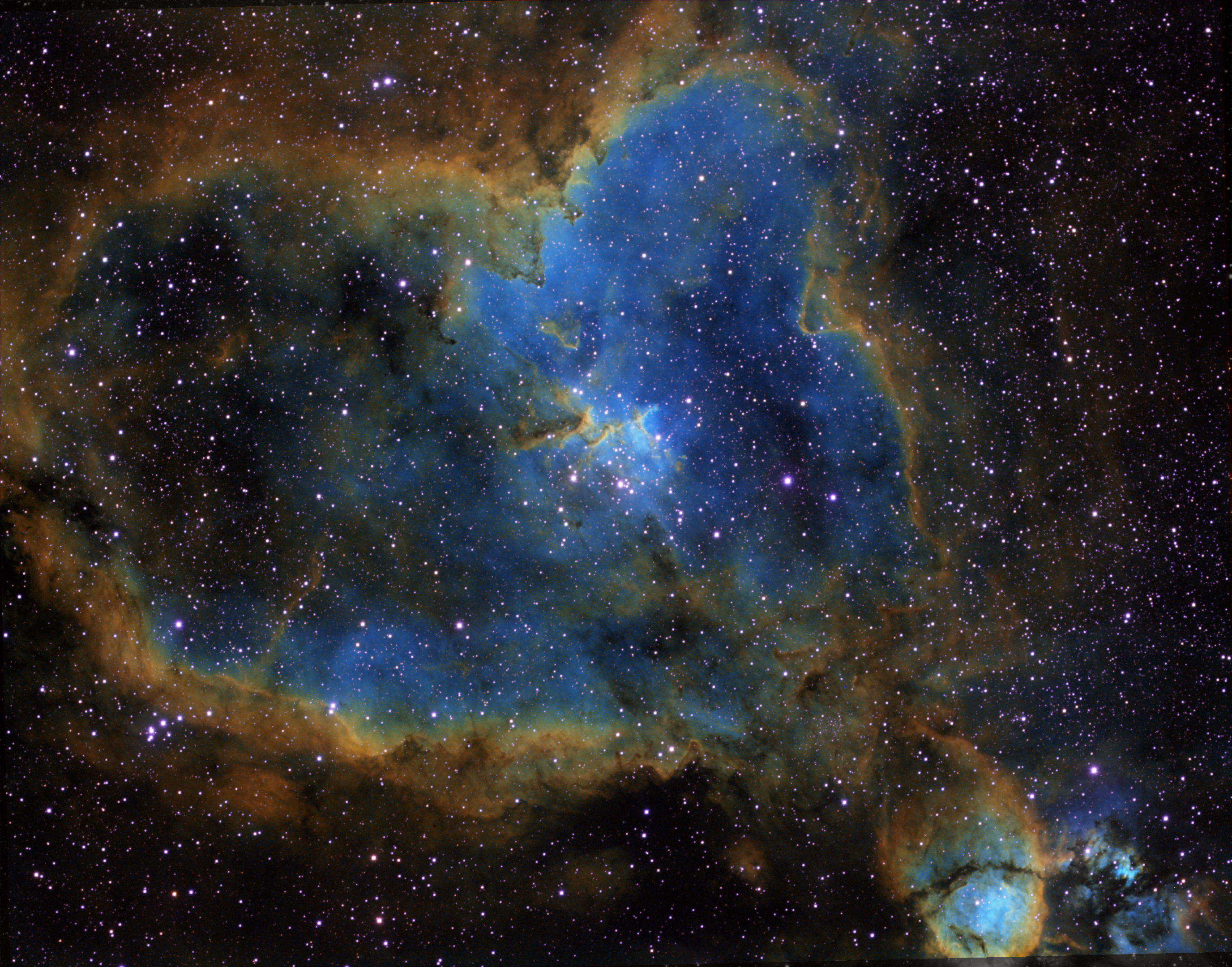 IC 1805-RGB.jpg