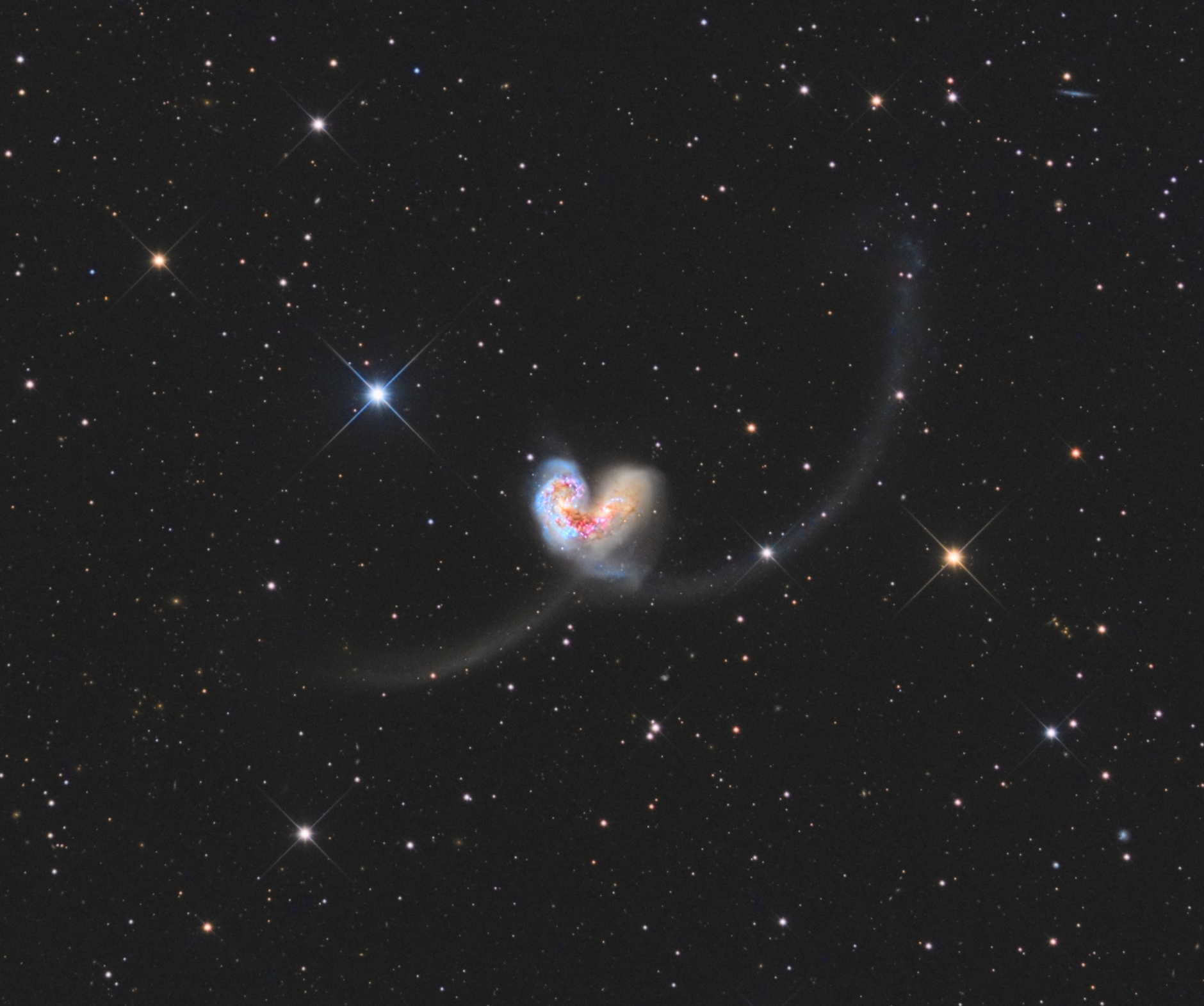 NGC 4038&amp;39 cut.png