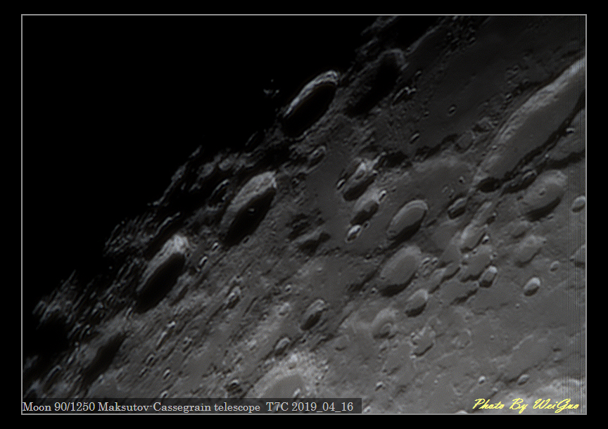 Moon_204014_g4_ap370.jpg