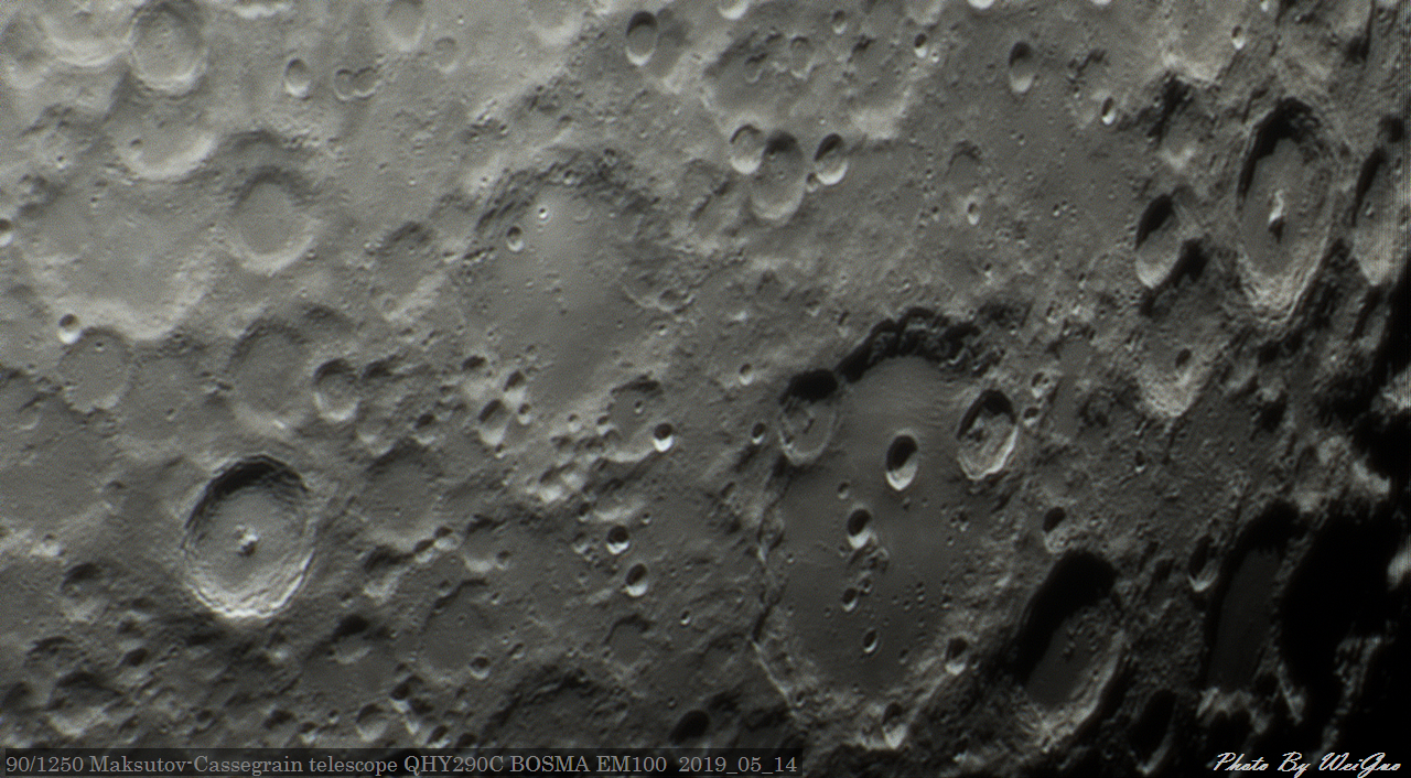 Moon_204142_g4_ap449.jpg