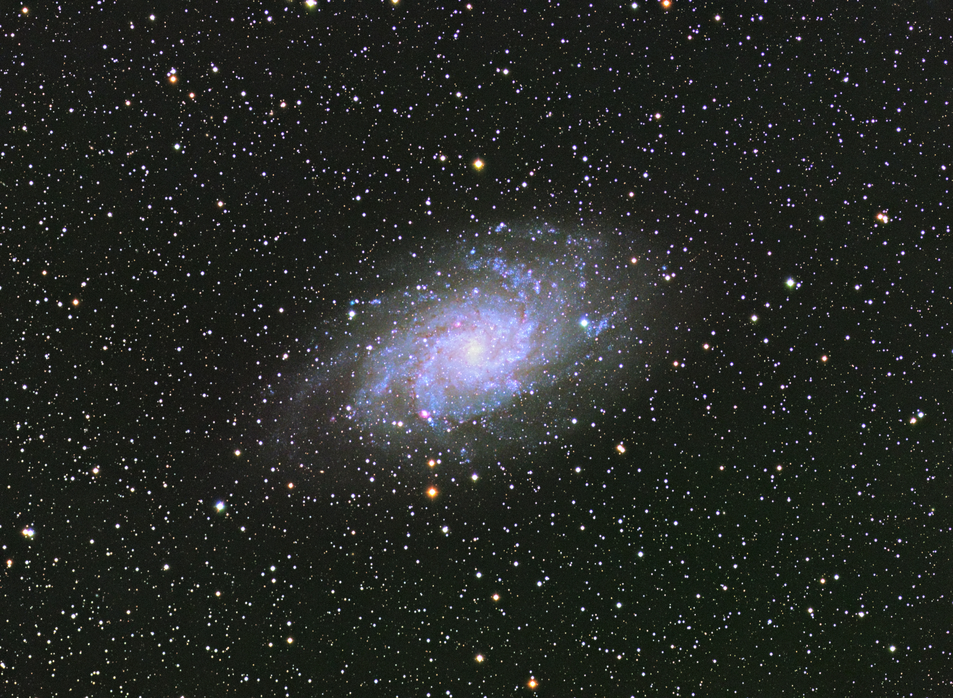 M33-LRGB-300S_143p.jpg