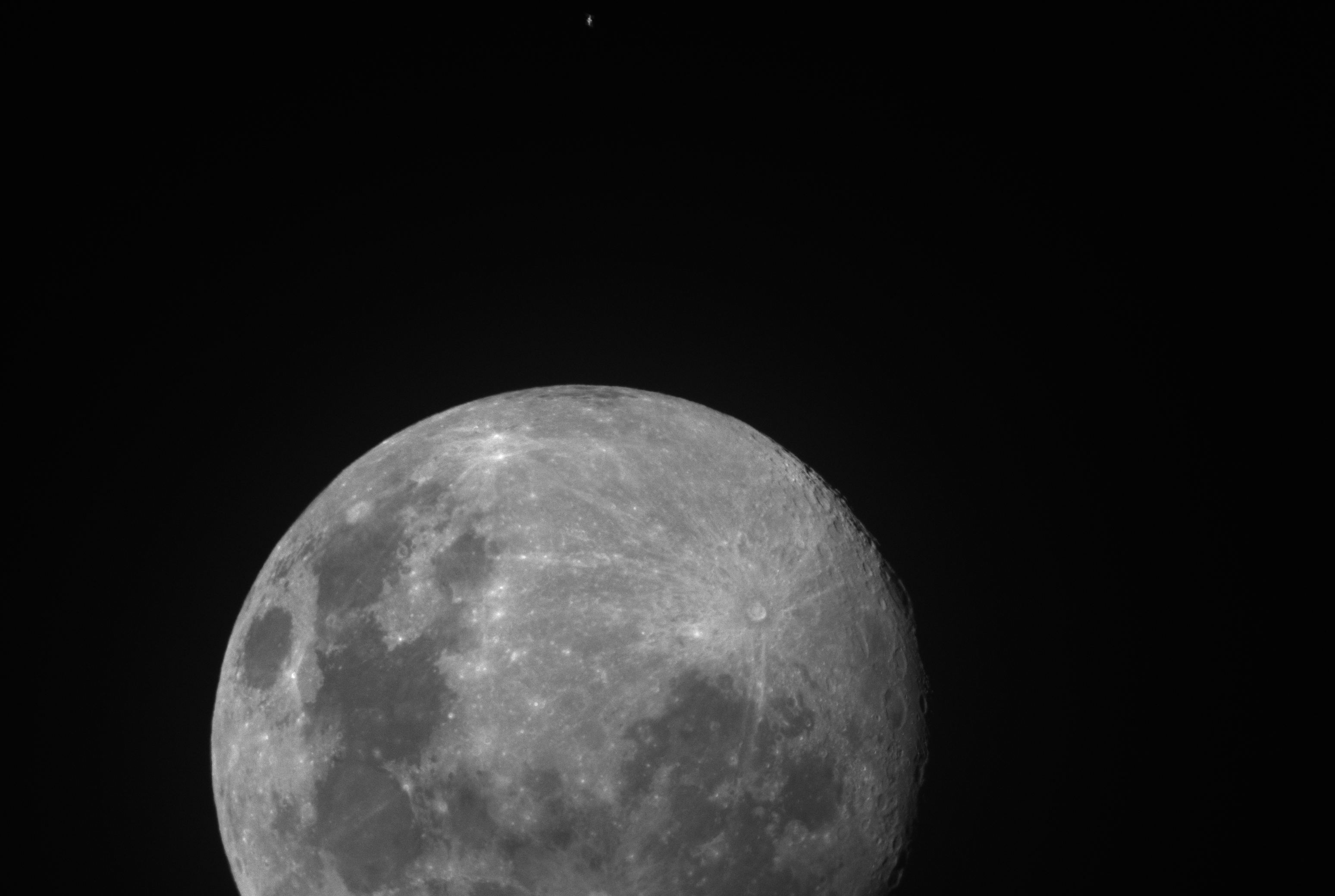 2020-04-06-1212_2-L-Moon_0100.PNG