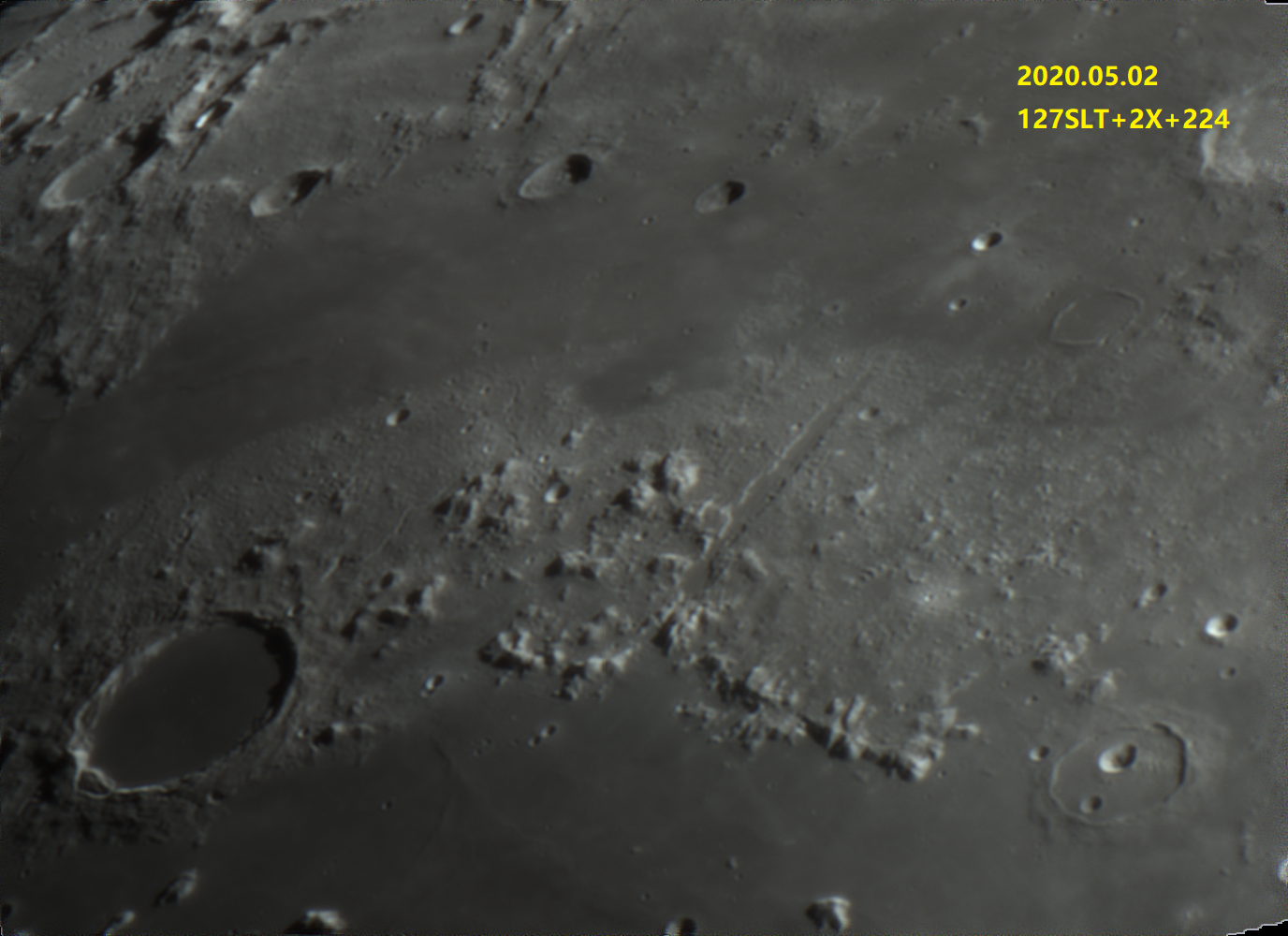 Moon-2020-05-02-21_44_12.png