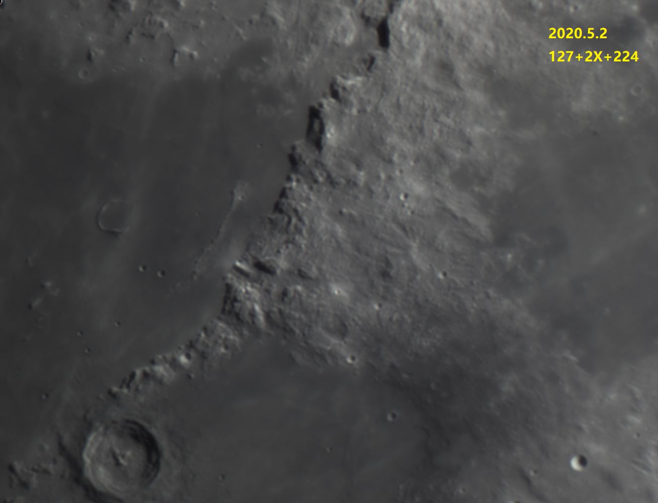 Moon-20200502-22_22_55_亚平宁山脉.png