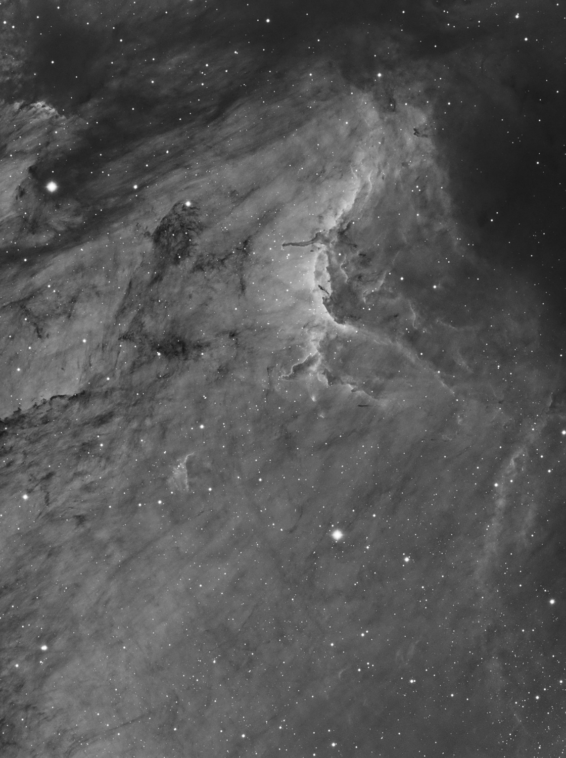 IC 5070 Ha pass1 vertical_small.jpg