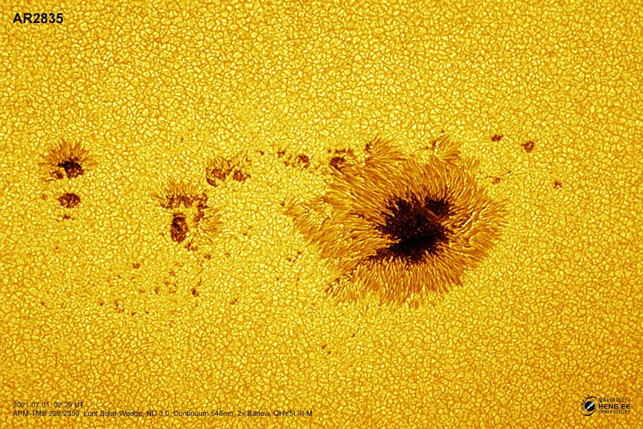 AR2835 Islands in the Photosphere, 7.2s. Michael Teoh.jpg