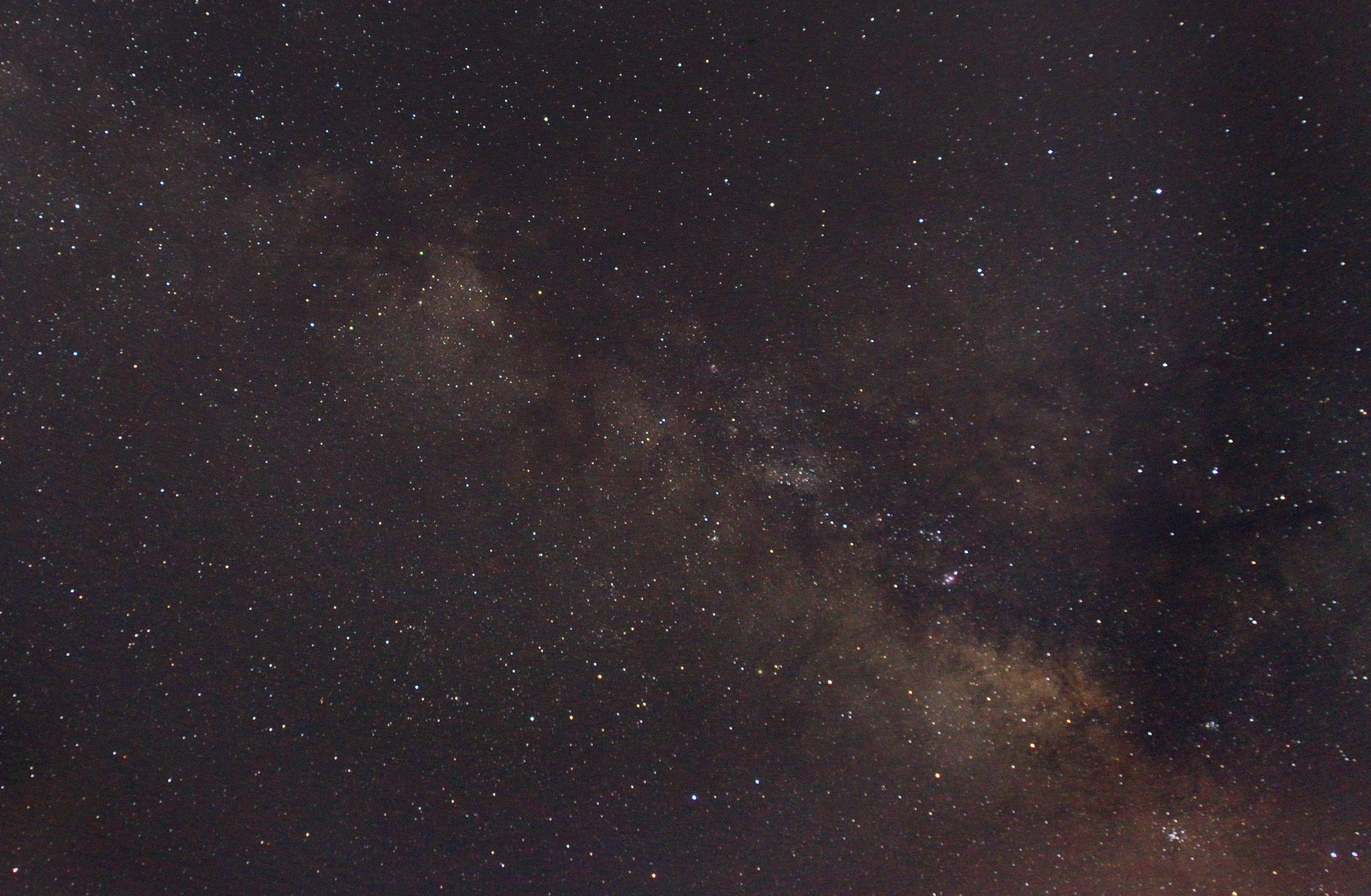 milkyway-20220619-31xstacked_shrinked.jpg