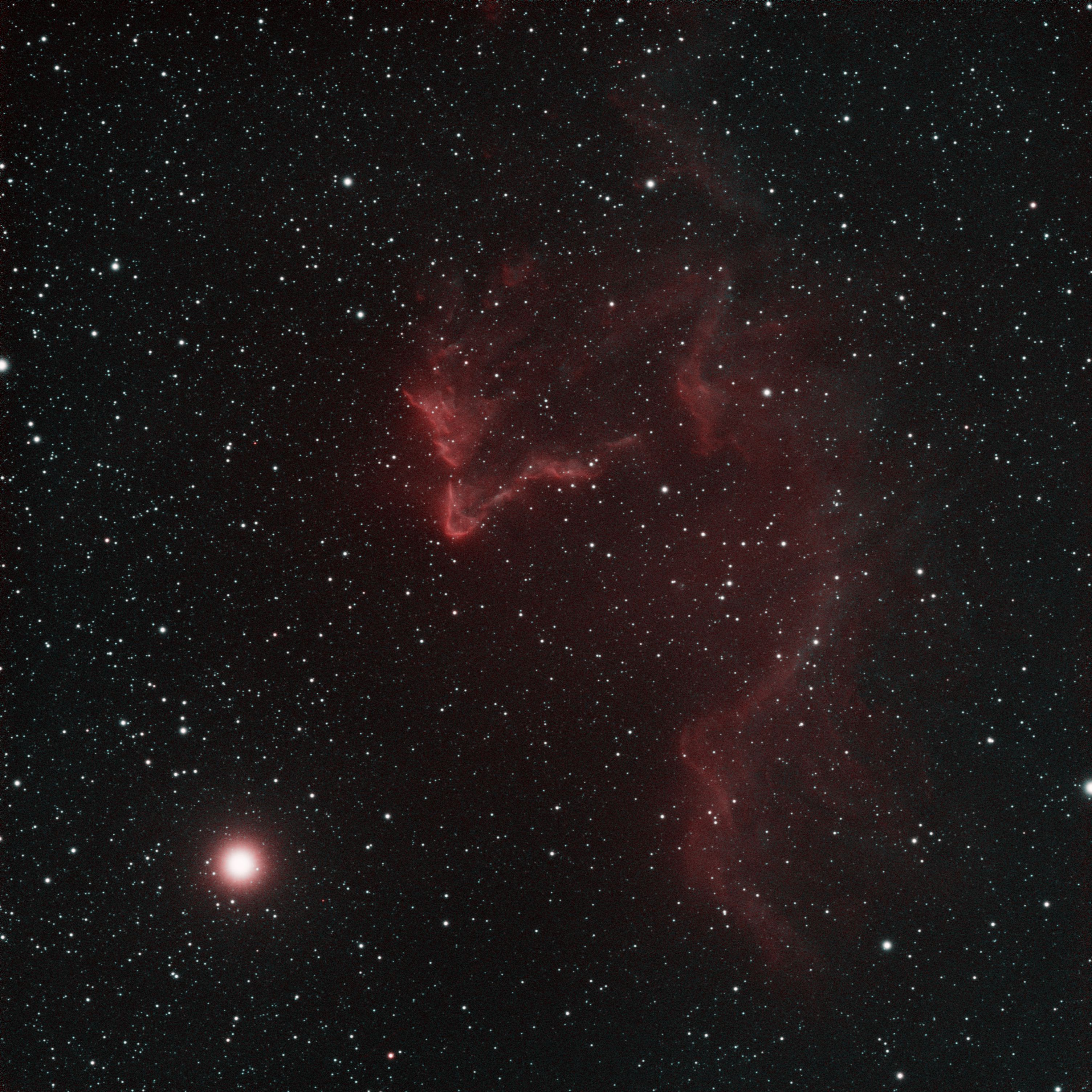 IC63_Ha_58x600s_SII_80x600s.jpg