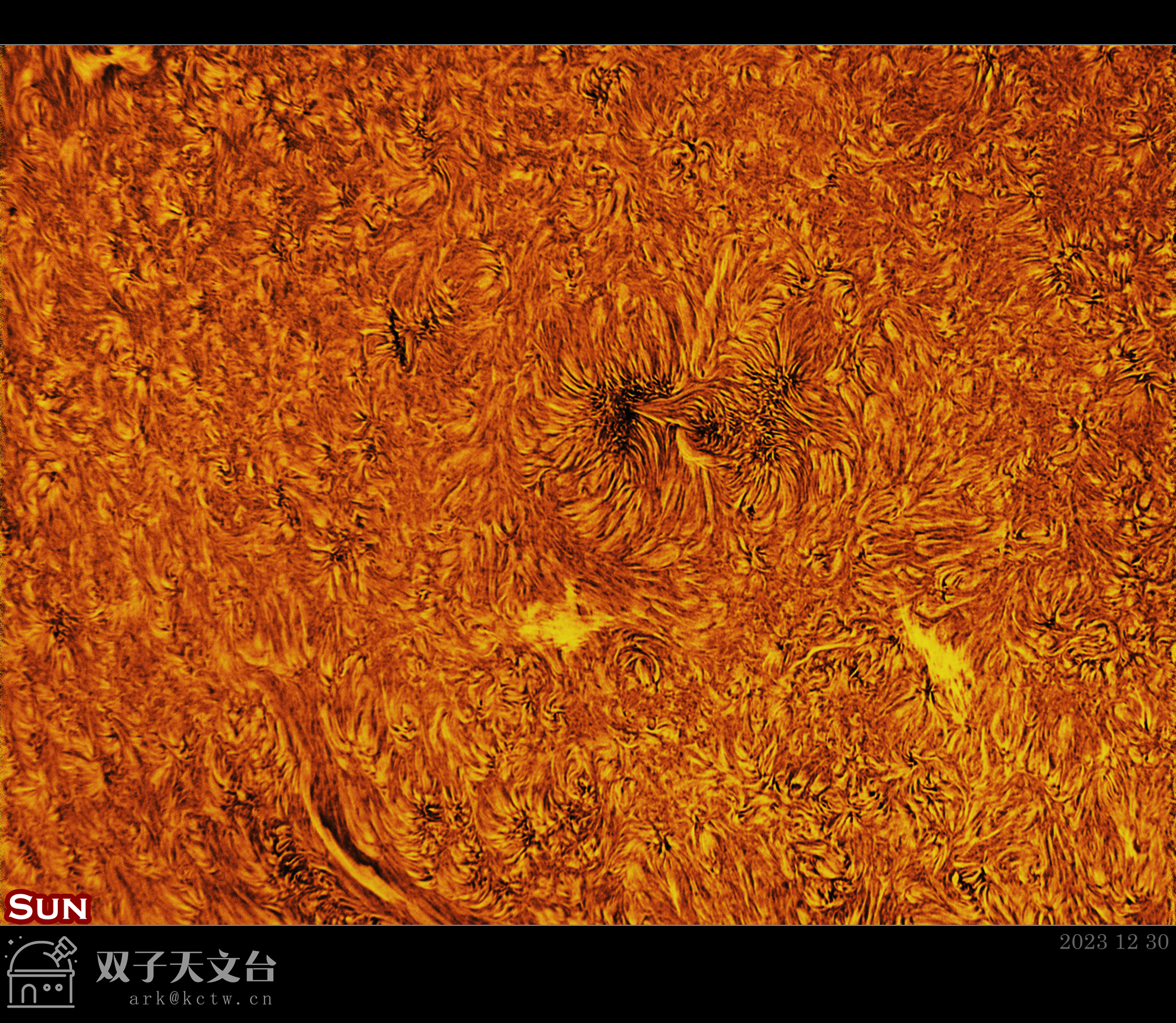 2023-12-30-0325_0-U-L-Sun_Halpha_lapl4_ap263_副本.jpg