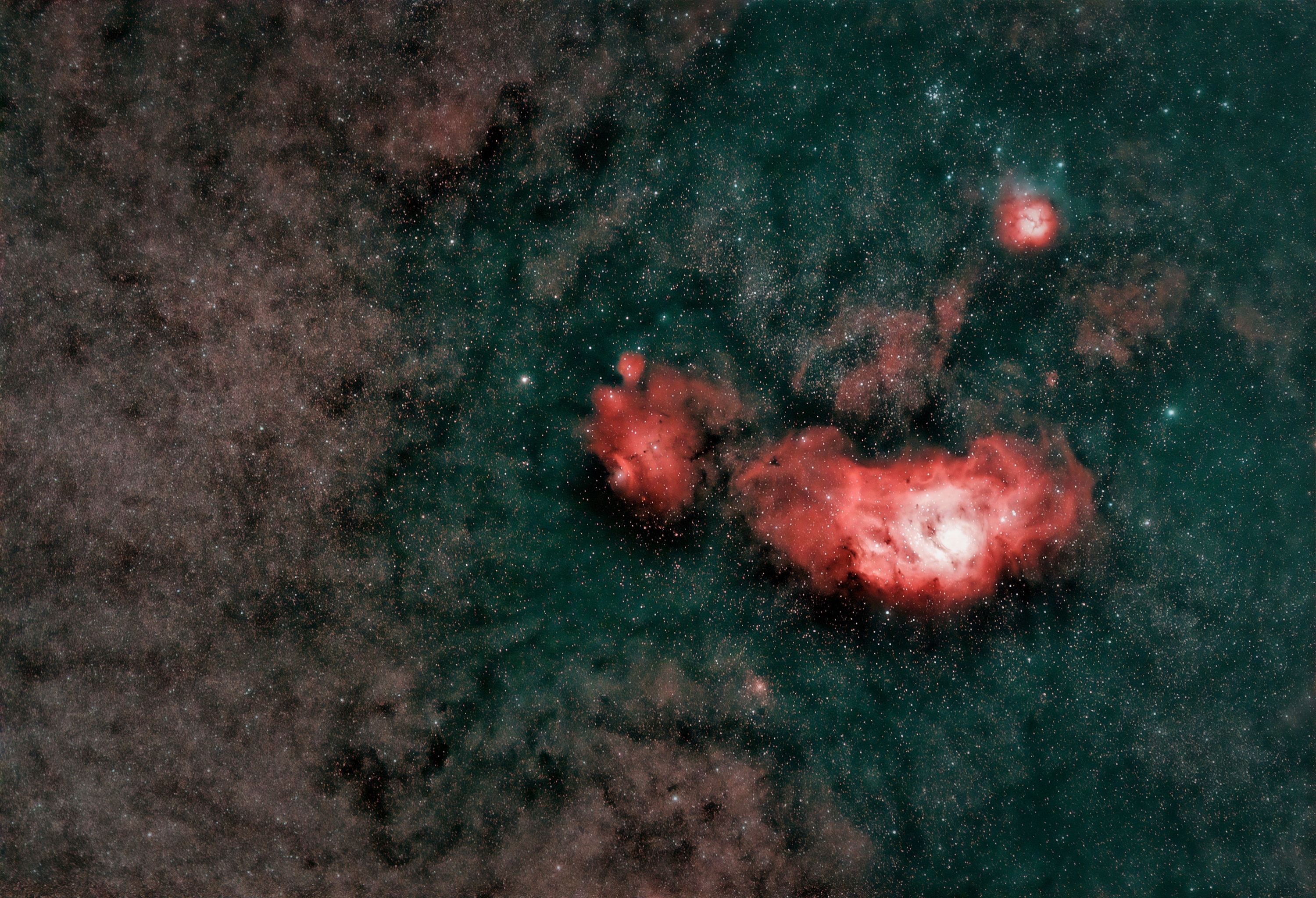 IC4685(294)0.jpg