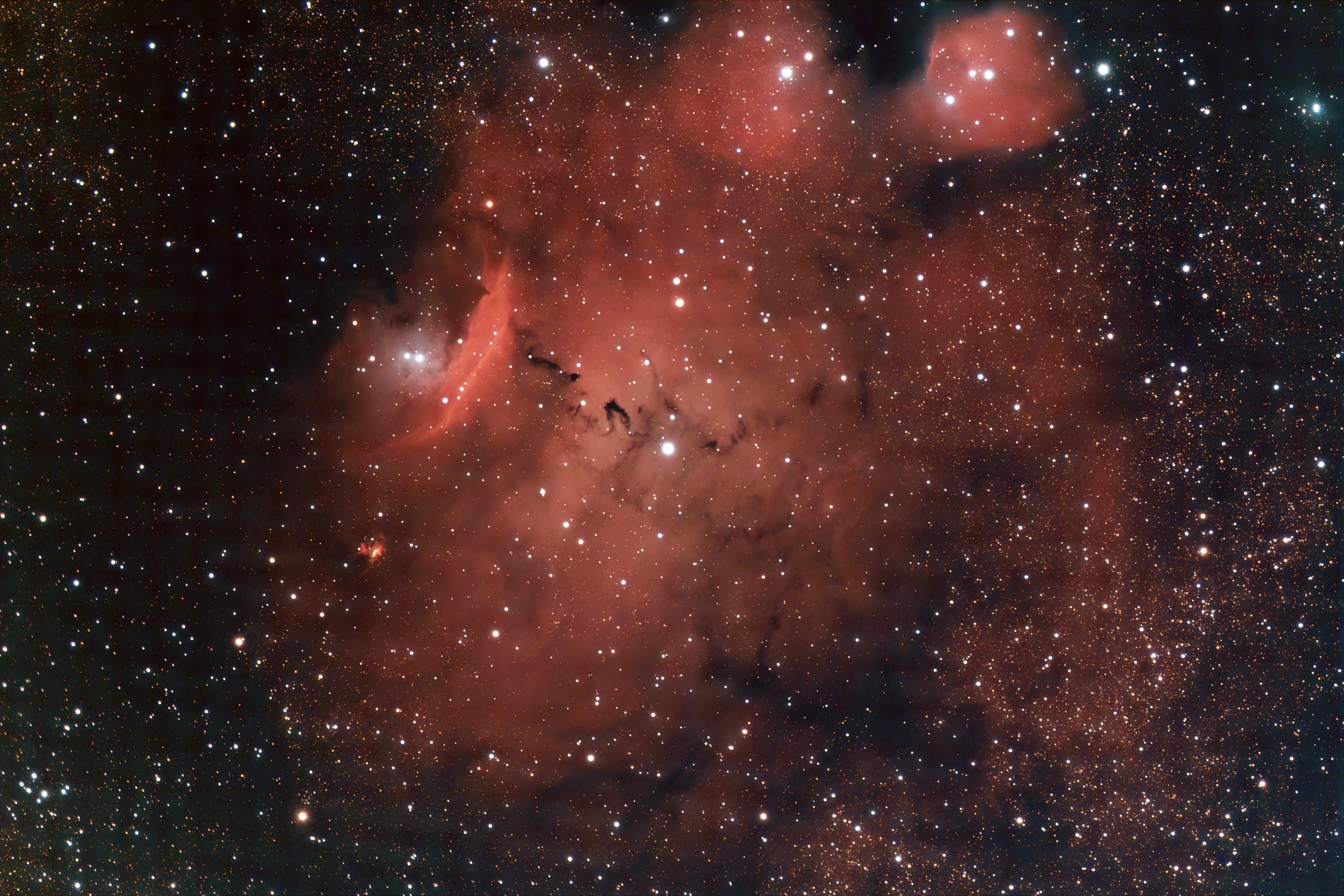 IC4685(300)0.jpg