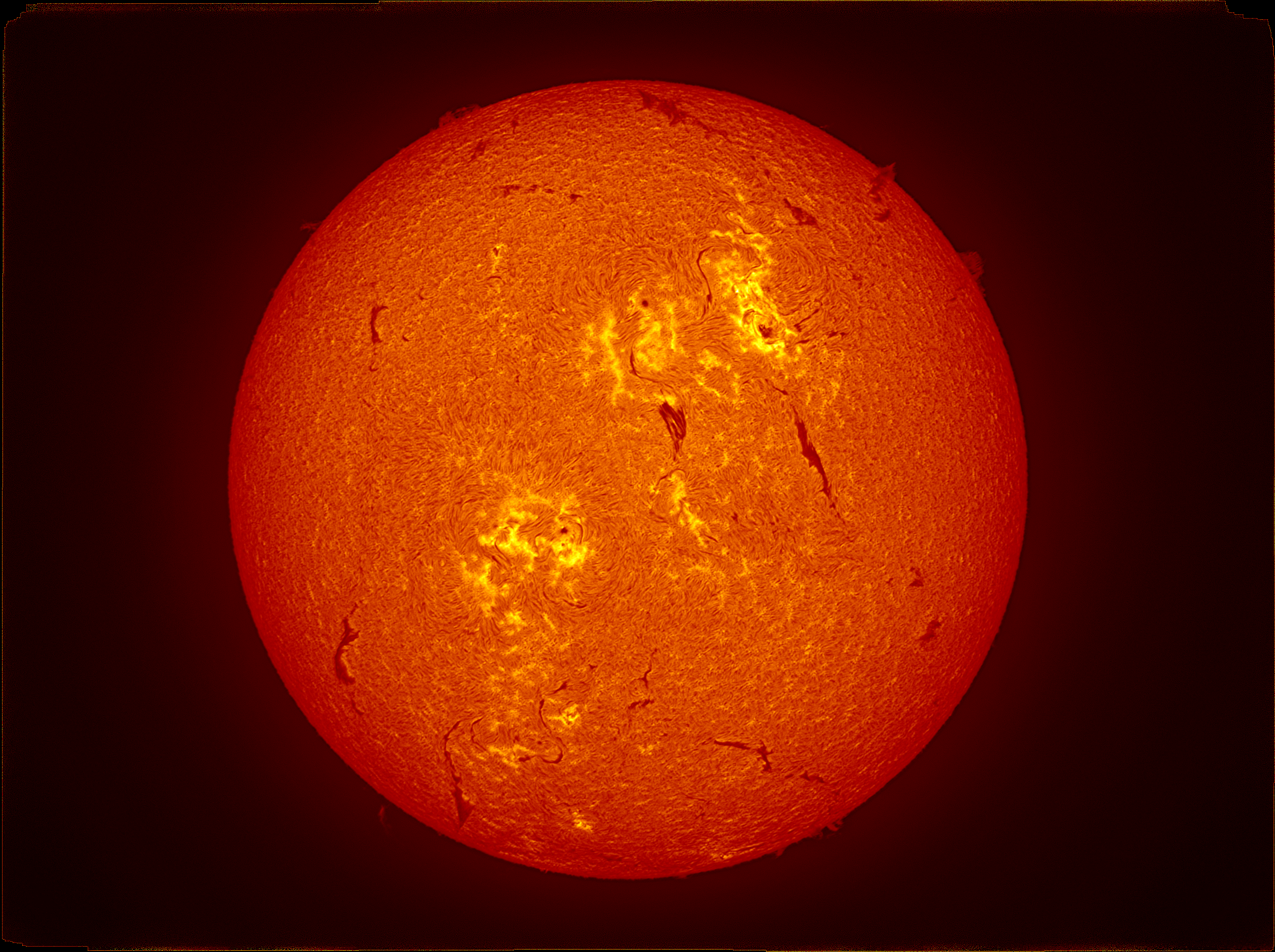 2025-11-11-0458_2-Sun_lapl4_ap207.png