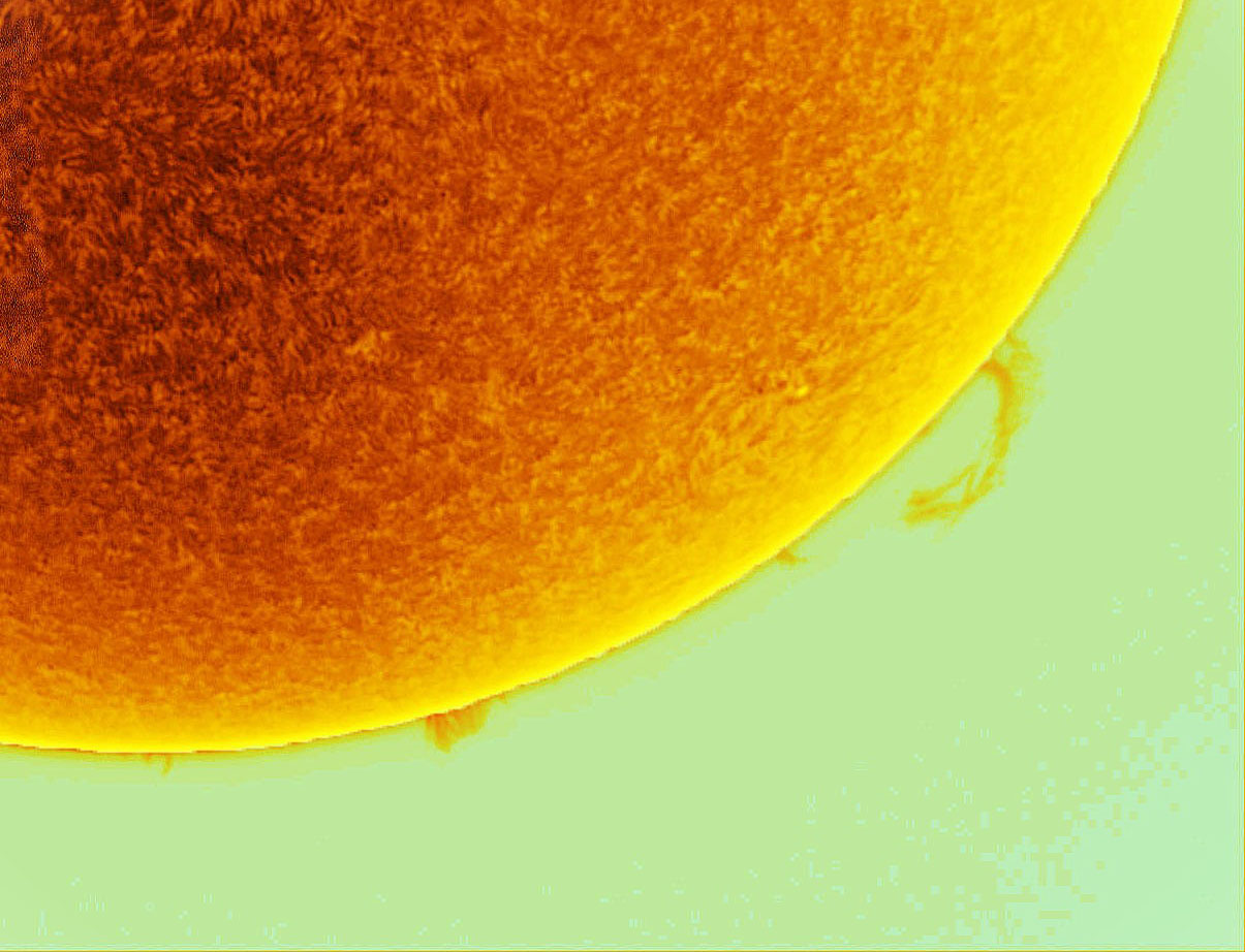 Solar prominence 2026-04-19.jpg