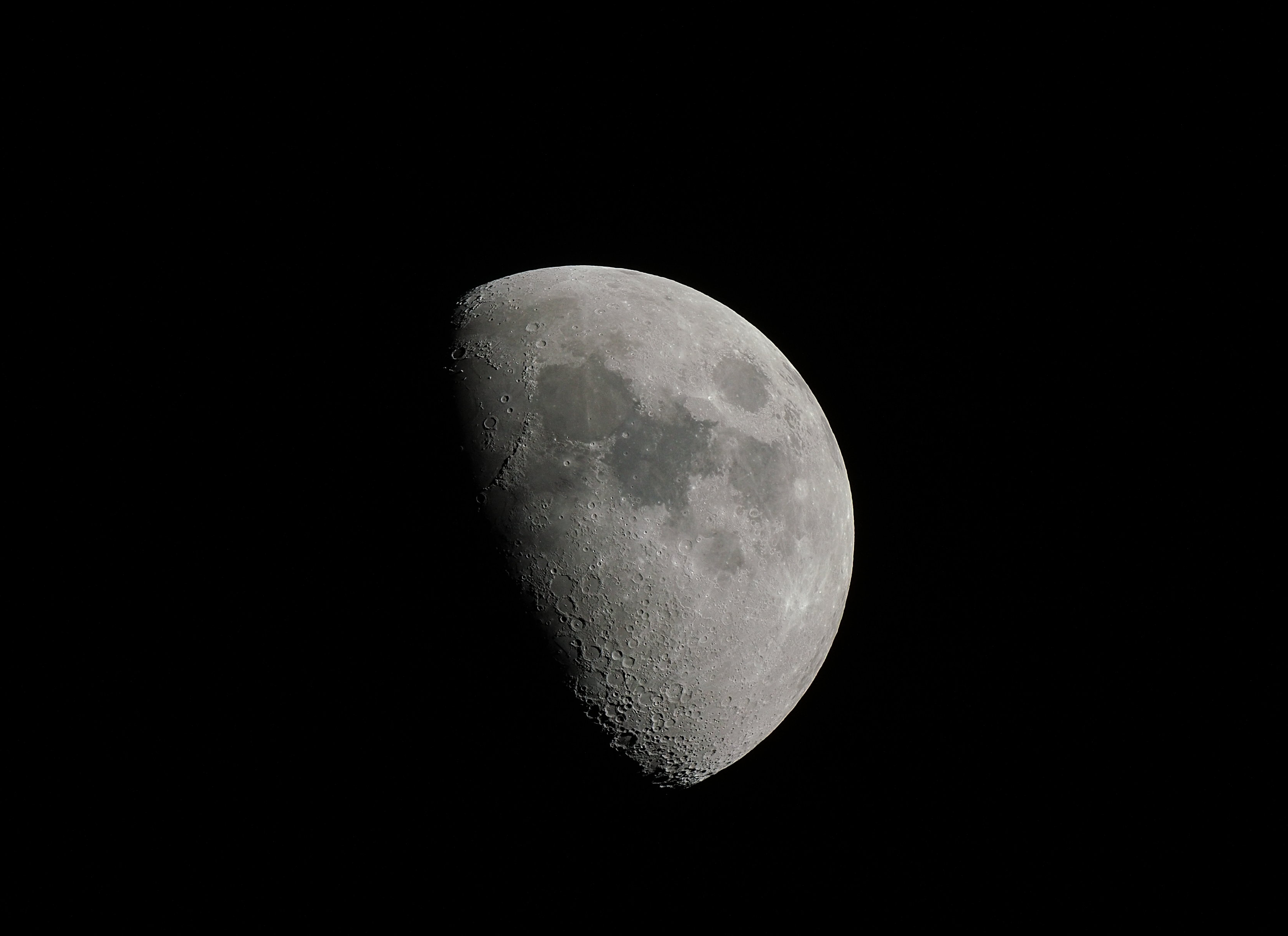 P425178425.jpg