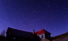 多伦湖深夜星空