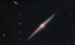 针状星系NGC 4565