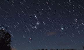 塔斯玛尼亚岛的星空，南极光，流星和银河，星迹