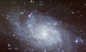 M33 三角座星系