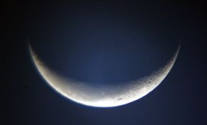 AM 6.20分的月亮