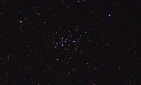 土星、蜂巢疏散星团