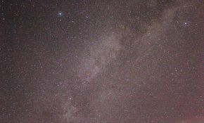 湖岸星空