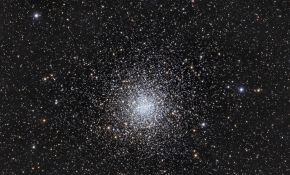 南天系列之五十八：M4 天蝎座球状星团