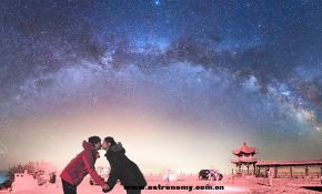 北京百花山顶的夏夜星座传说