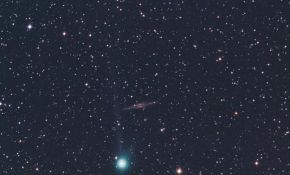 麦克诺特彗星C/2009R1相伴于NGC891