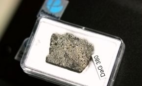 在家超近距离观察“灶神星”局部，绝对细节