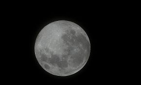 80EQ单反今天的月亮单张