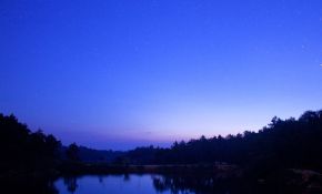 福建省福州市鼓岭风景区英仙座流星雨