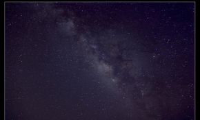 在新的拍星地点拍的银河！