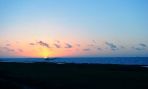 上海南汇观海嘴公园摄流星