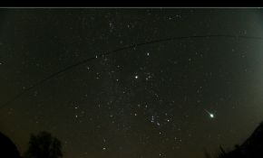 绿色火流星（2012-11-15-00：36）