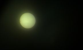 第一拍到金星凌日