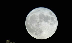 承诺9天后手机拍出满月，我回来了
