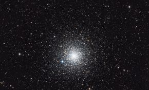 南天系列之五十六：NGC6752 孔雀座球状星团