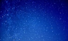 凌晨6点半的星野，北极星