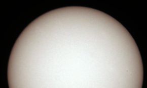 2011年2月15日太阳黑子
