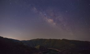 郊区星空