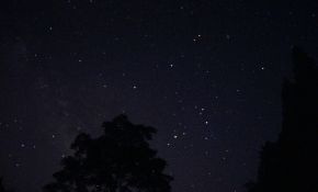 张家界暗夜星空。。。