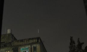铱星闪光