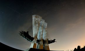 ----------------10月10日流星一颗-----------