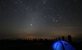 为了英仙座流星雨在1902峰顶冻个半死