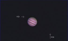 刚拍的木星，可以看到两个木卫。