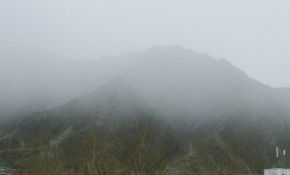 拉萨今日下雪