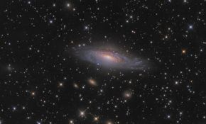 ngc 7331雲南雙子天文莊園(遙控台)