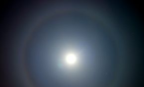 日也晕、月也晕，这天气。。。